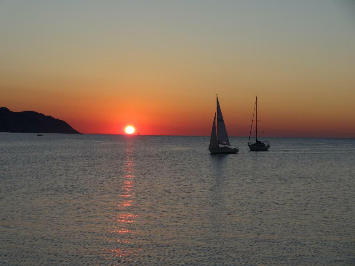 Il Vicolo 48 Bed and Breakfast Πέζαρο Εξωτερικό φωτογραφία