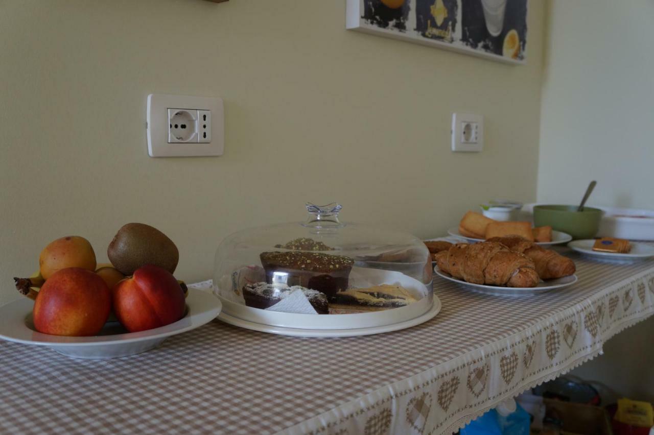 Il Vicolo 48 Bed and Breakfast Πέζαρο Εξωτερικό φωτογραφία