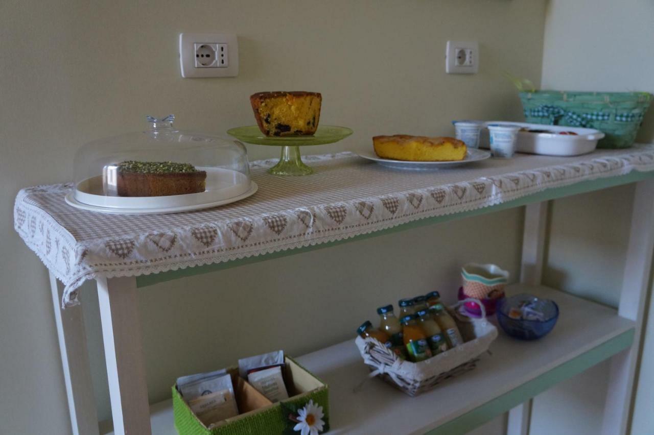 Il Vicolo 48 Bed and Breakfast Πέζαρο Εξωτερικό φωτογραφία