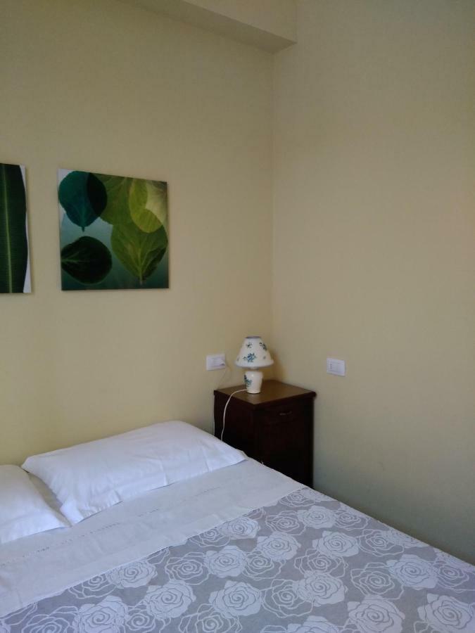 Il Vicolo 48 Bed and Breakfast Πέζαρο Εξωτερικό φωτογραφία